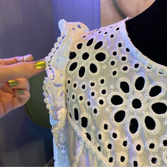 Lilly Pulitzer White Eyelet Embroidery Ruffle Trim Top - Picture 6 of 12
